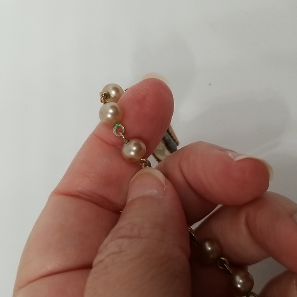 Vintage Estate Faux Pearls Sweater Clip with Rhinestones - Picture 4 of 5